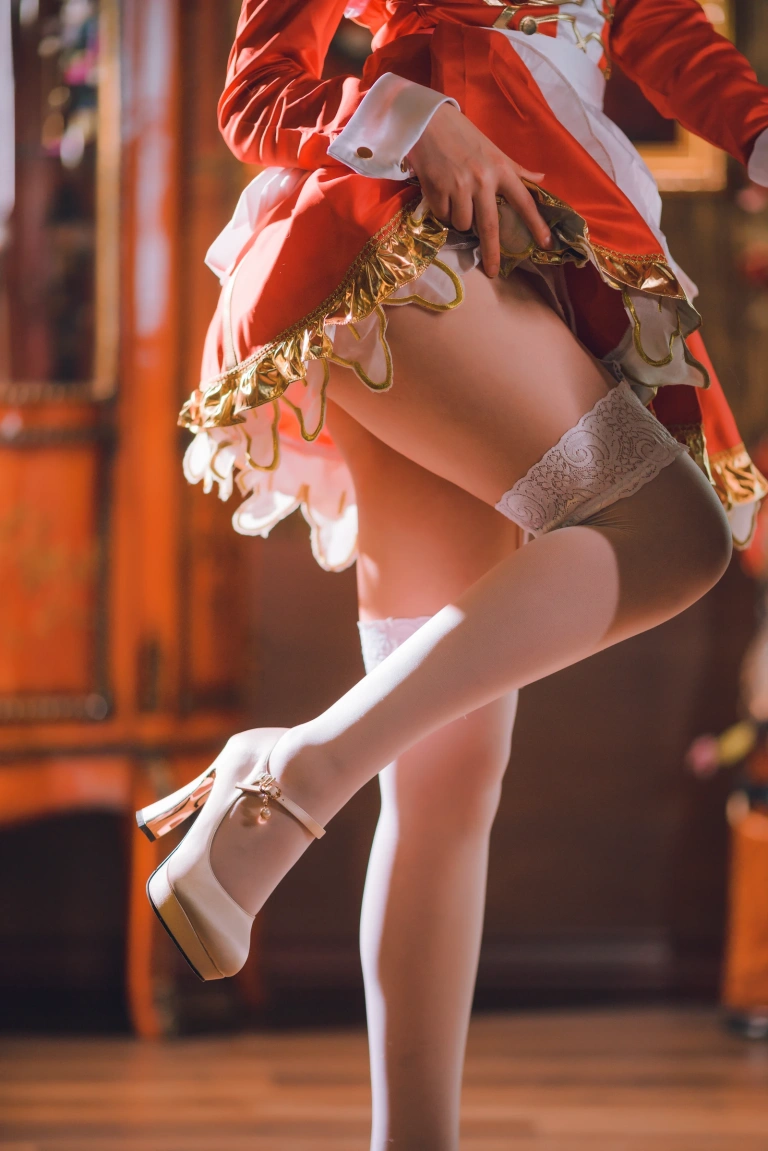 星黛鹿鹿《FGO 尼禄女仆》主题写真：34张全套美图