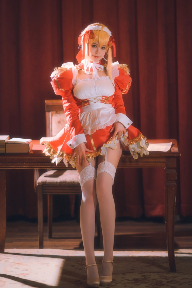 星黛鹿鹿《FGO 尼禄女仆》主题写真：34张全套美图