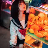 河豚抚子《金鱼jk》主题写真：25张全套美图