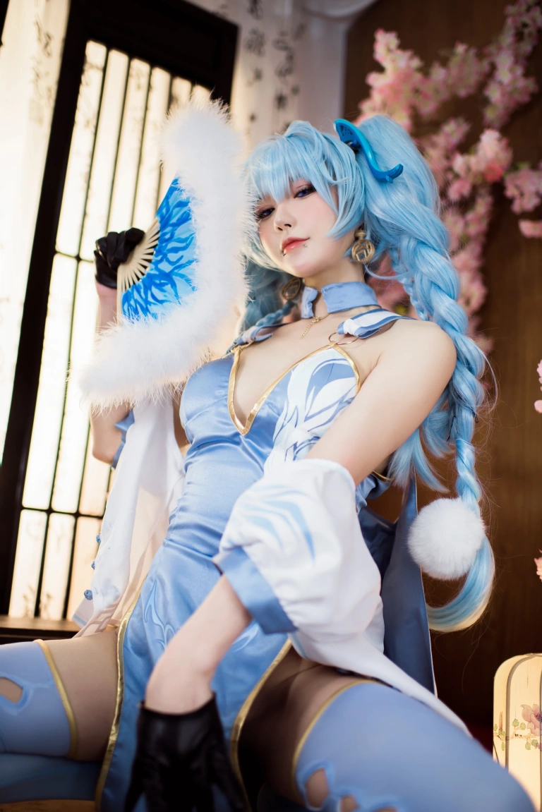 阿包也是兔娘《少女前线 PA15翠雀媚》主题写真：31张全套美图
