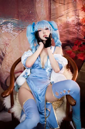 阿包也是兔娘《少女前线 PA15翠雀媚》主题写真：31张全套美图
