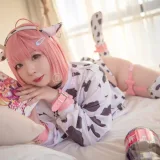 皮皮奶《奶牛包》主题写真：111张全套美图