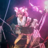 伊喵君《明日方舟 巫恋》主题写真：18张全套美图