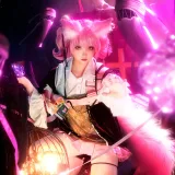伊喵君《明日方舟 巫恋》主题写真：18张全套美图