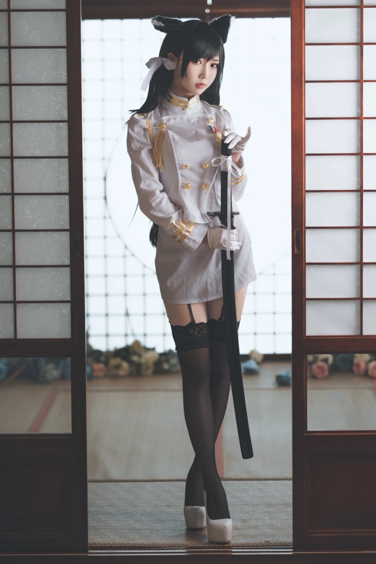 面饼仙儿《碧蓝航线》主题写真：19张全套美图