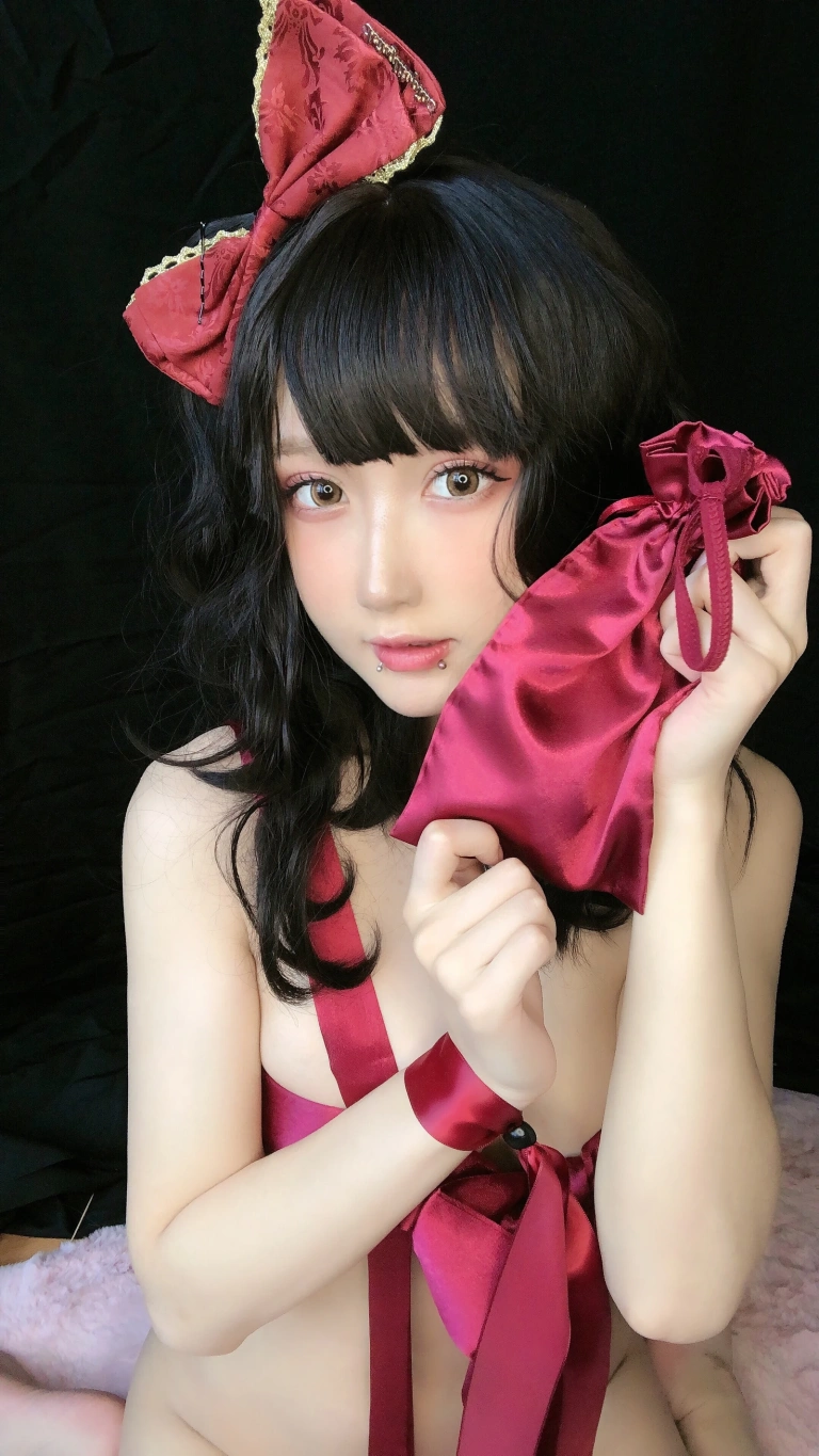 阿包也是兔娘《七夕礼物盒》主题写真：24张全套美图