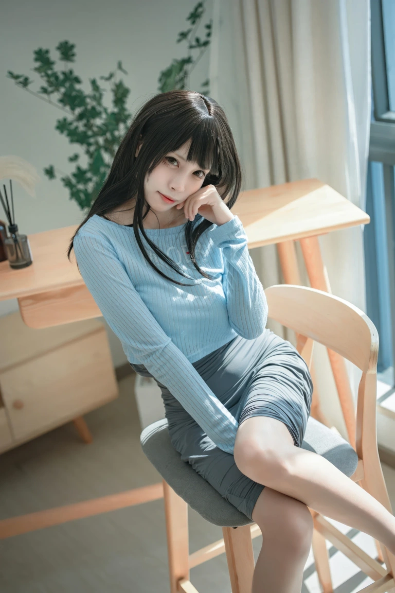 三無人型《吉他妹妹》主题写真：24张全套美图