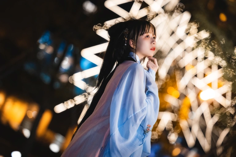 清青琴玖《隔世》主题写真：25张全套美图