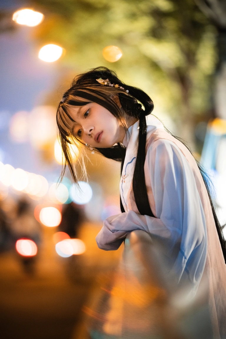 清青琴玖《隔世》主题写真：25张全套美图
