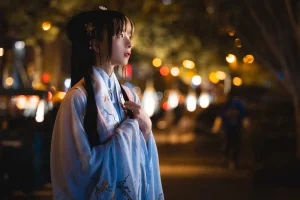 清青琴玖《隔世》主题写真：25张全套美图
