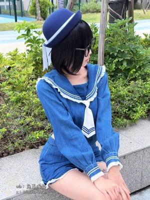 麻薯好吃《小水手》主题写真：27张全套美图