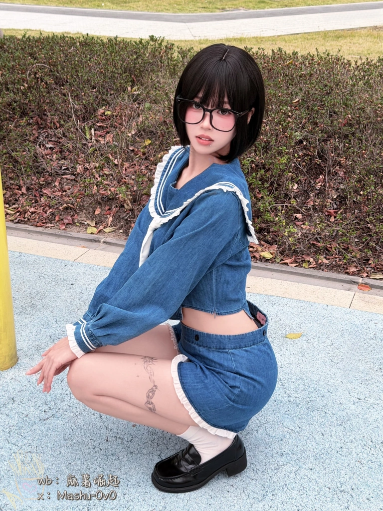 麻薯好吃《小水手》主题写真：27张全套美图
