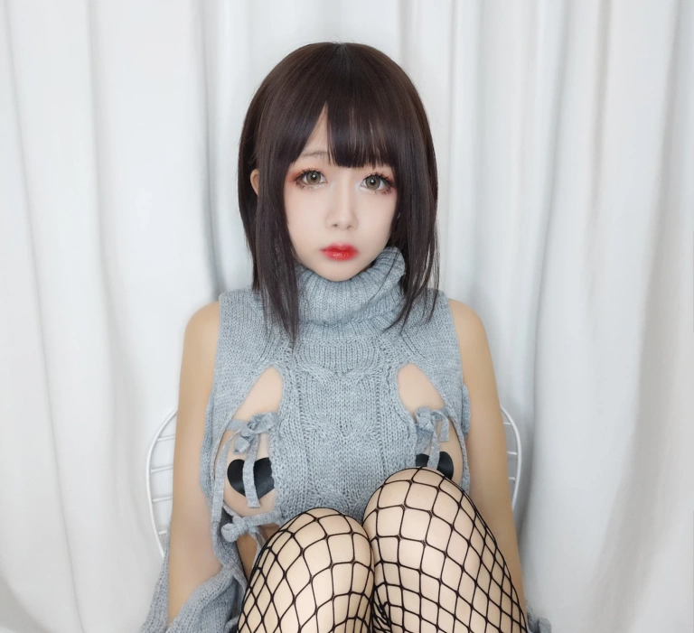 日奈娇(椎名莜)《毛衣》主题写真：35张全套美图