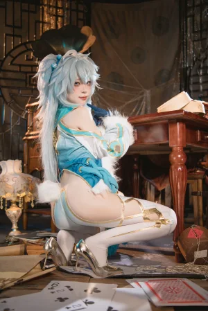 矢量鱼《少女前线 芙洛伦·妙手回春》主题写真：31张全套美图