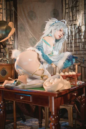 矢量鱼《少女前线 芙洛伦·妙手回春》主题写真：31张全套美图