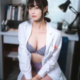 汪知子《医生姐姐》主题写真：34张全套美图