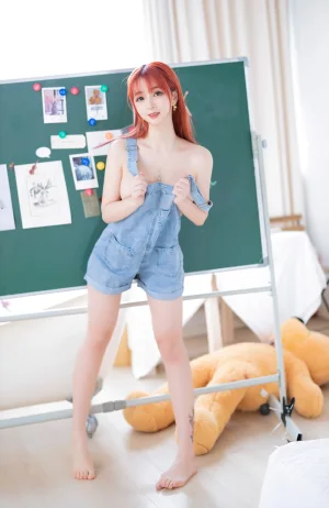 叉子宝宝《背带裤》主题写真：36张全套美图