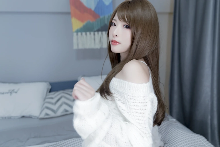 清水由乃《黑丝毛衣》主题写真：42张全套美图，含1个视频