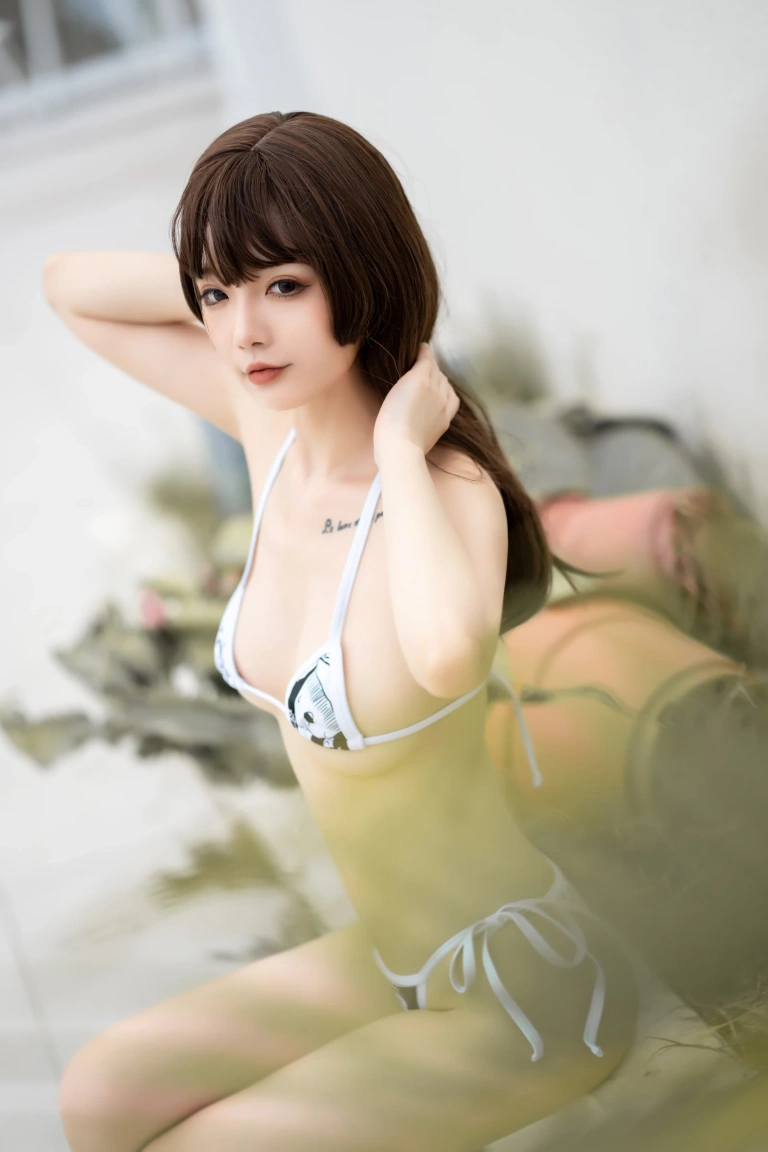 桃良阿宅《遥望》主题写真：42张全套美图