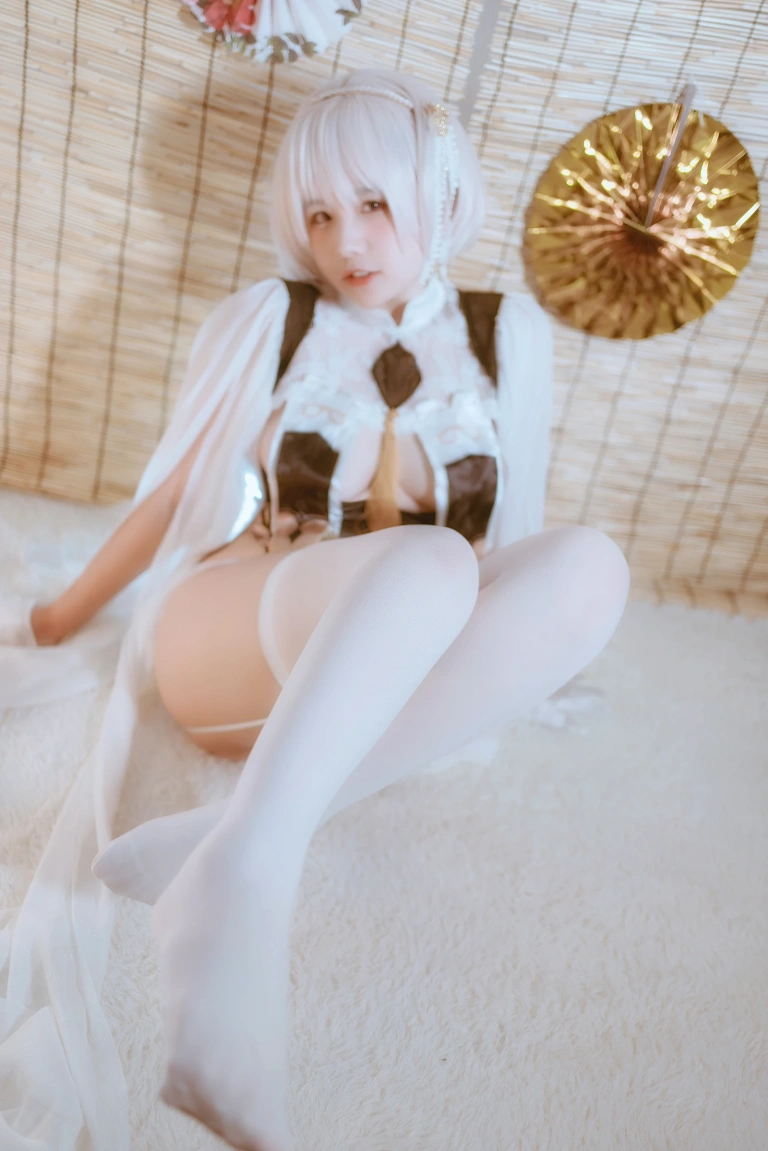 阿半今天很开心《天狼星》主题写真：43张全套美图