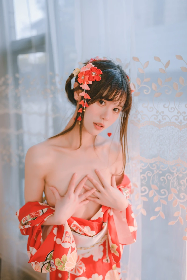 星黛鹿鹿《室内浴衣私房》主题写真：49张全套美图
