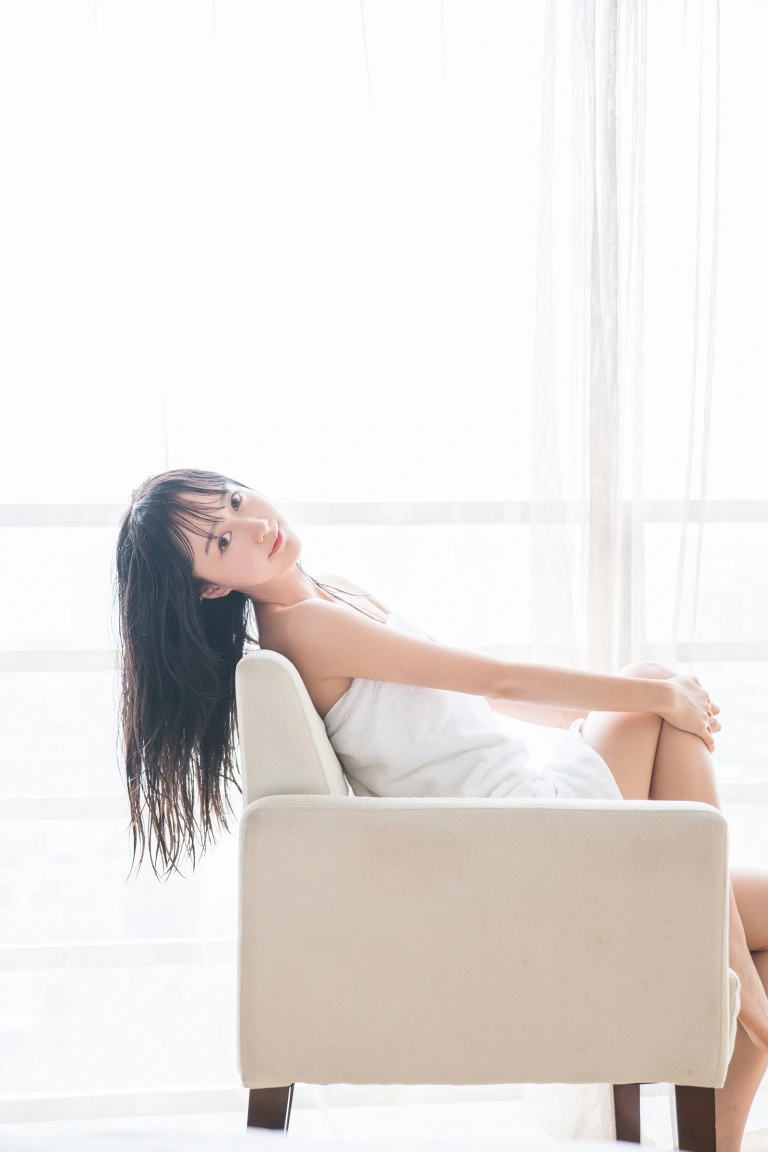 木棉棉《洗白白》主题写真：58张全套美图