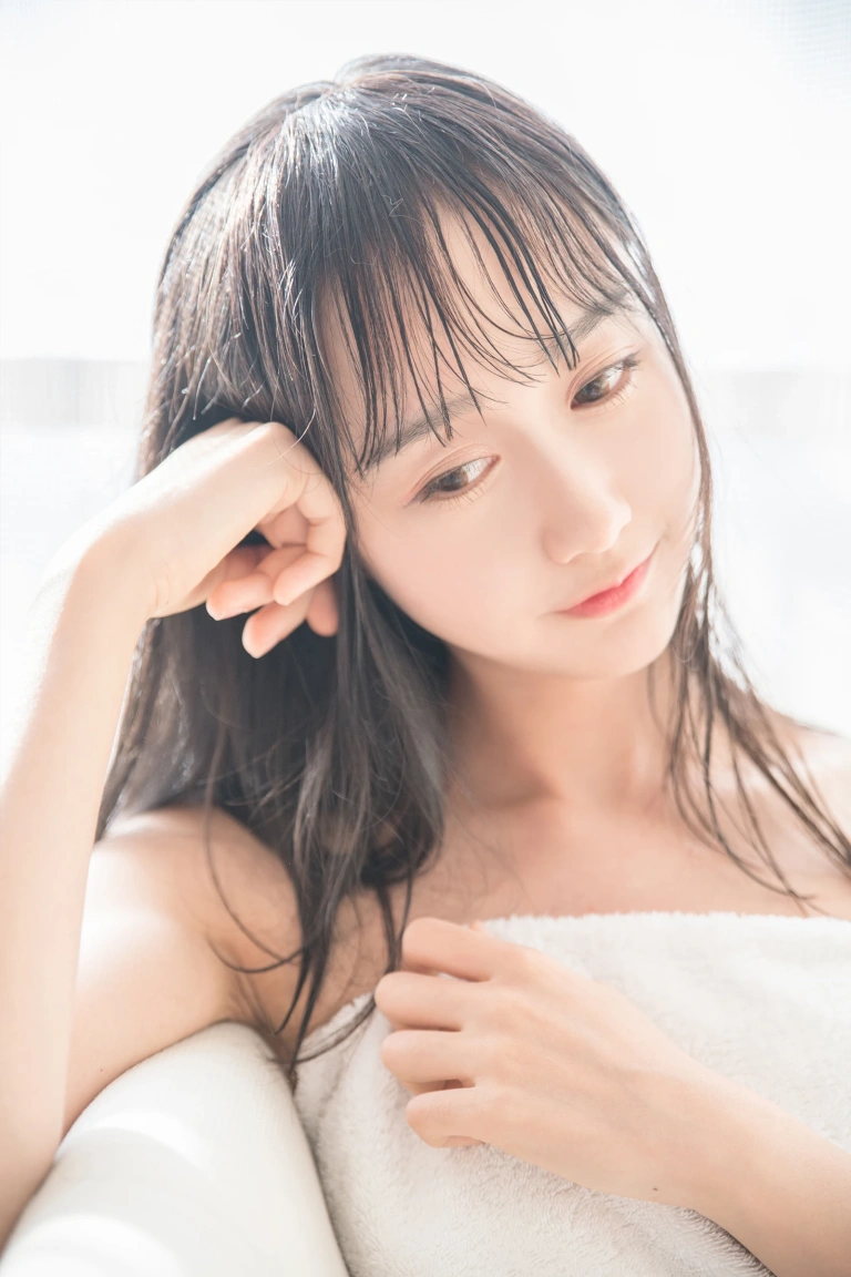 木棉棉《洗白白》主题写真：58张全套美图