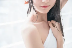 木棉棉《洗白白》主题写真：58张全套美图