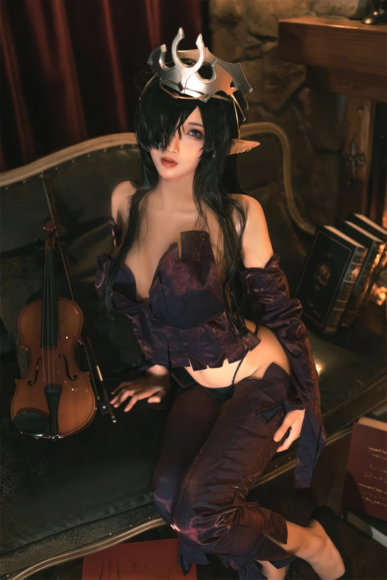 杏仁曲奇《黑兽 精灵女王》主题写真：60张全套美图