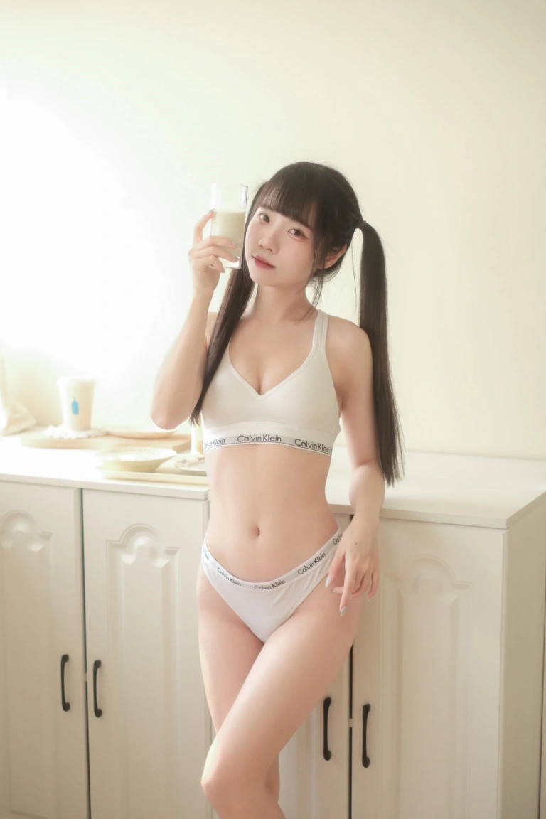 可可小白兔《小貓娘想被主人疼愛》主题写真：69张全套美图，含1个视频