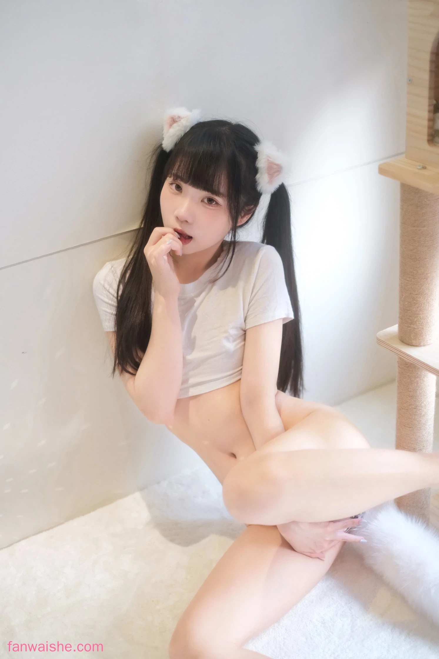可可小白兔 可可小白兔 NO.012 - 小貓娘想被主人疼愛