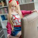 幼水铃衣《鬼父 秋月爱莉》主题写真：82张全套美图，含1个视频