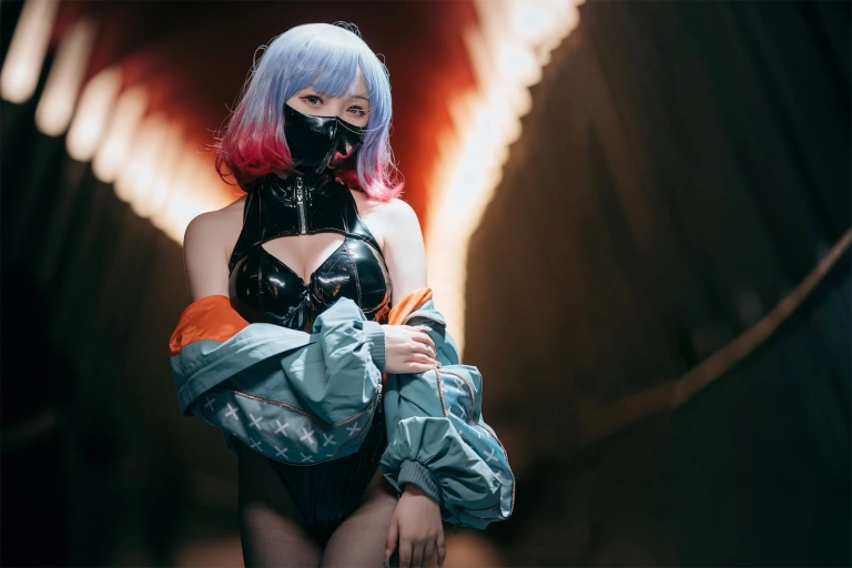 花铃《LUNA》主题写真：56张全套美图