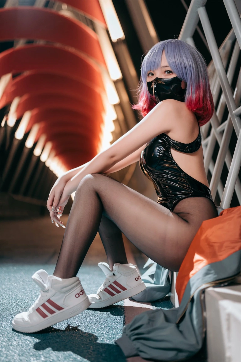 花铃《LUNA》主题写真：56张全套美图