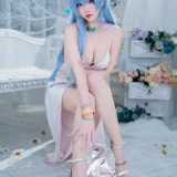 宮本桜《NIKKE 胜利女神 海伦娜礼服》主题写真：19张全套美图