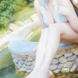 恩田直幸《犬泳衣》主题写真：15张全套美图