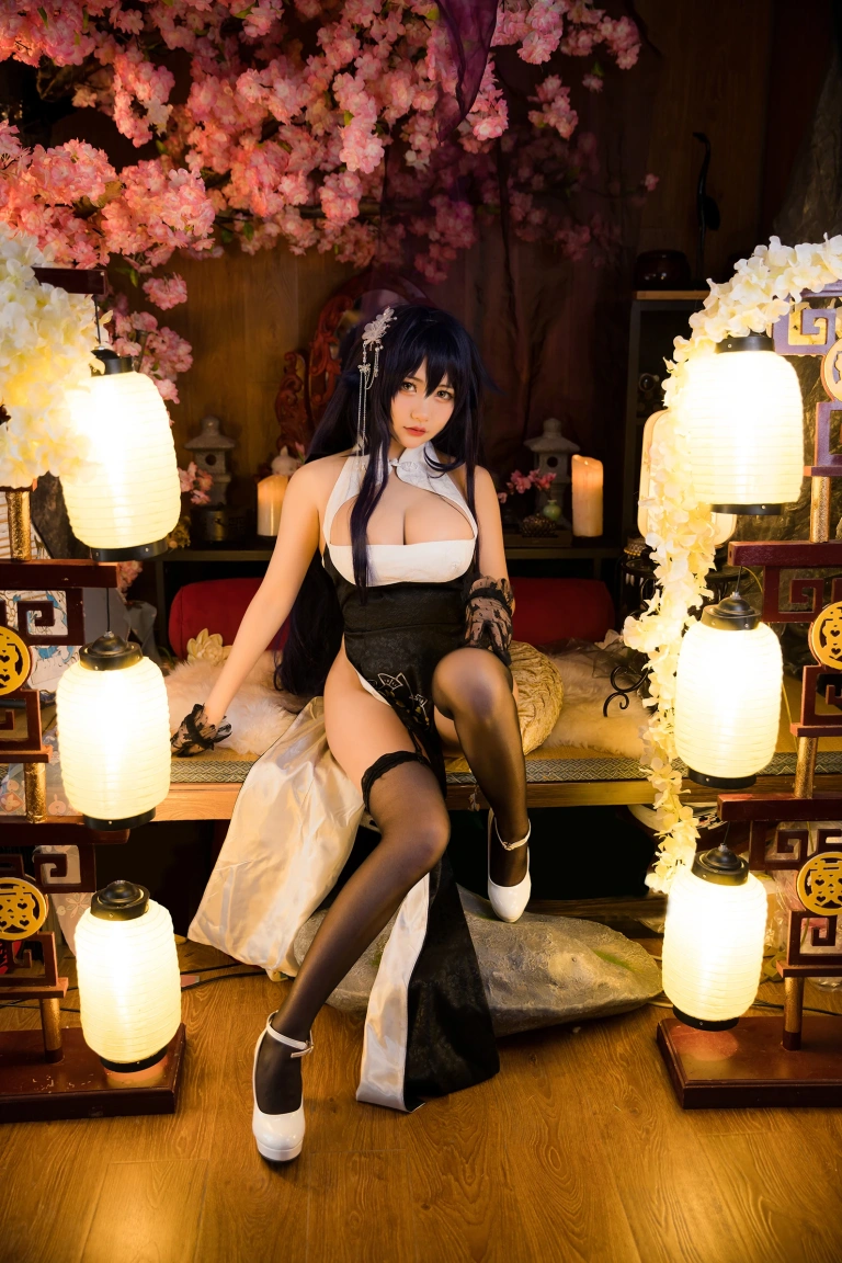 是一只熊仔《碧蓝航线 吾妻》主题写真：15张全套美图