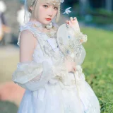 是三不是世《霜雪星辰》主题写真：23张全套美图