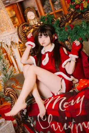 河豚抚子《圣诞小甜甜》主题写真：24张全套美图