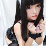 蜜汁猫裘《眼镜猫娘》主题写真：25张全套美图