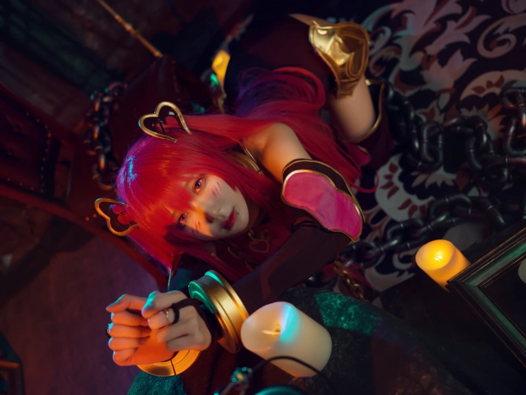 阿包也是兔娘《空花》主题写真：26张全套美图