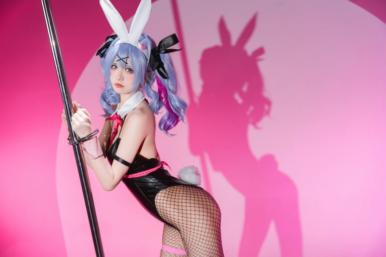 九柒喵《初音未来 兔子洞》主题写真：26张全套美图