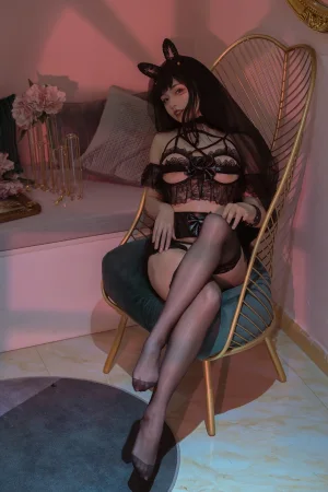 七月喵子《千刀万剐》主题写真：28张全套美图，含1个视频