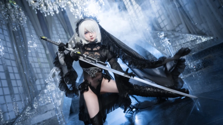 叉子宝宝《2B 尼尔机械纪元》主题写真：19张全套美图