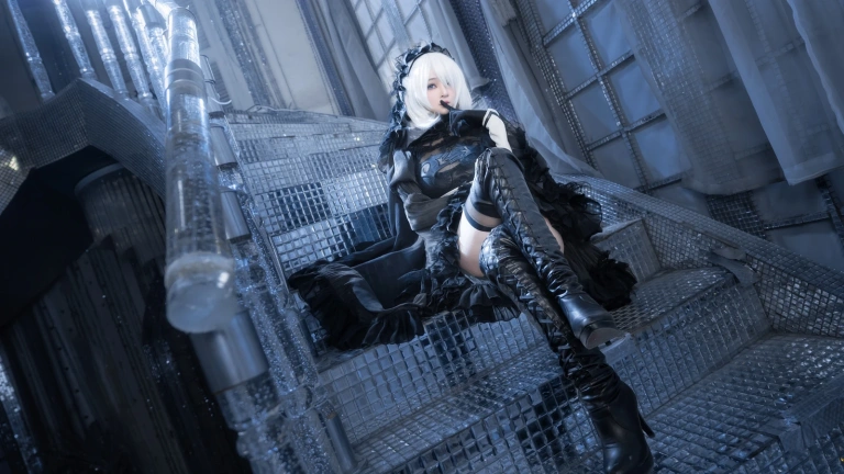 叉子宝宝《2B 尼尔机械纪元》主题写真：19张全套美图
