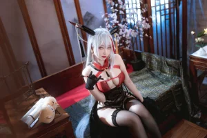 宮本桜《埃吉尔旗袍》主题写真：30张全套美图