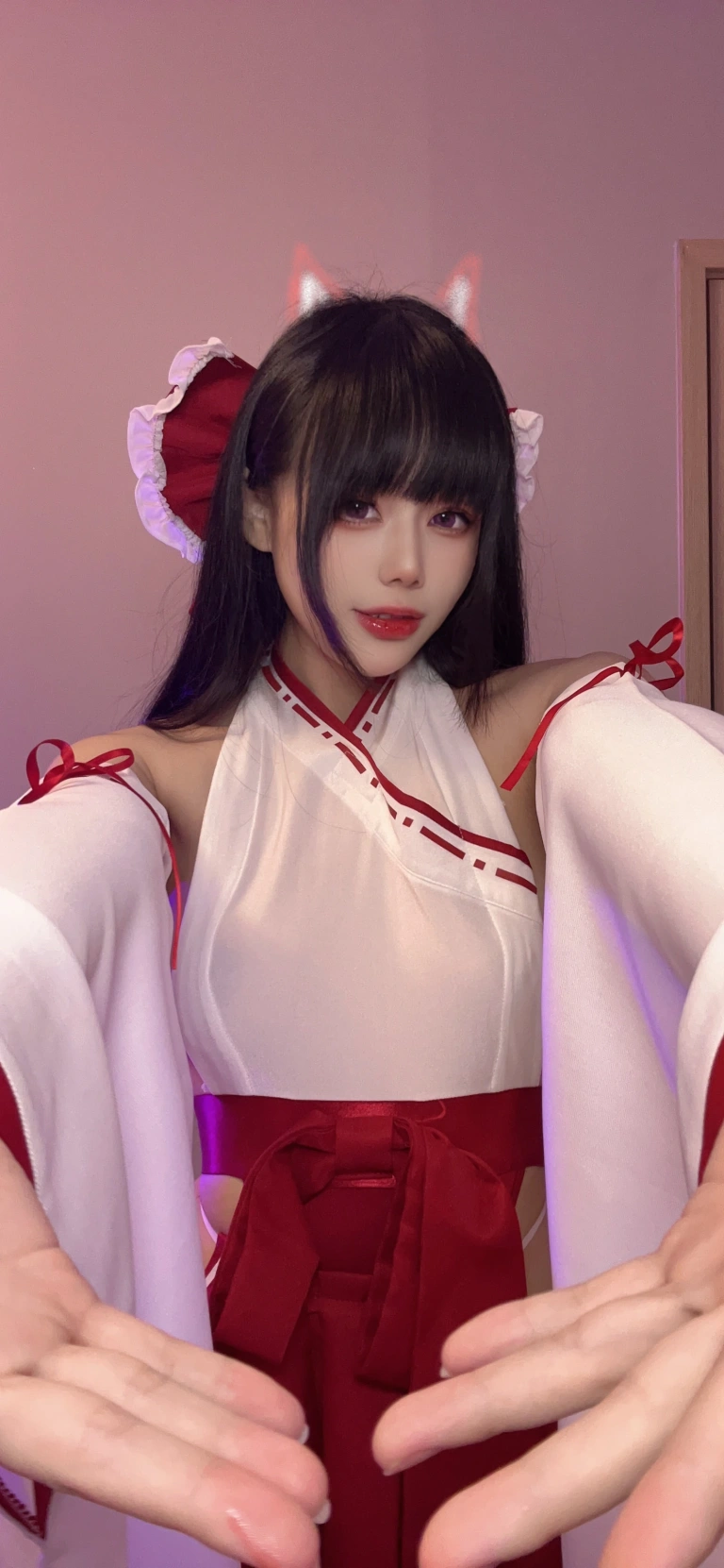 九言《巫女的爱》主题写真：32张全套美图，含2个视频