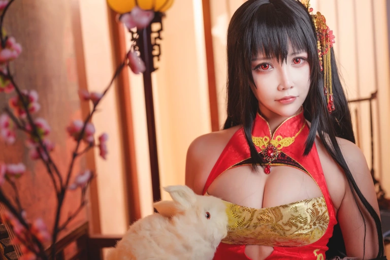 抱走莫子《大凤》主题写真：40张全套美图，含1个视频