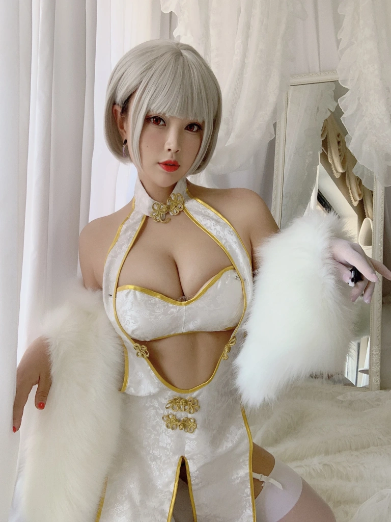 白烨《白旗袍》主题写真：40张全套美图，含6个视频