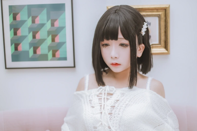 日奈娇(椎名莜)《毛衣私房》主题写真：42张全套美图